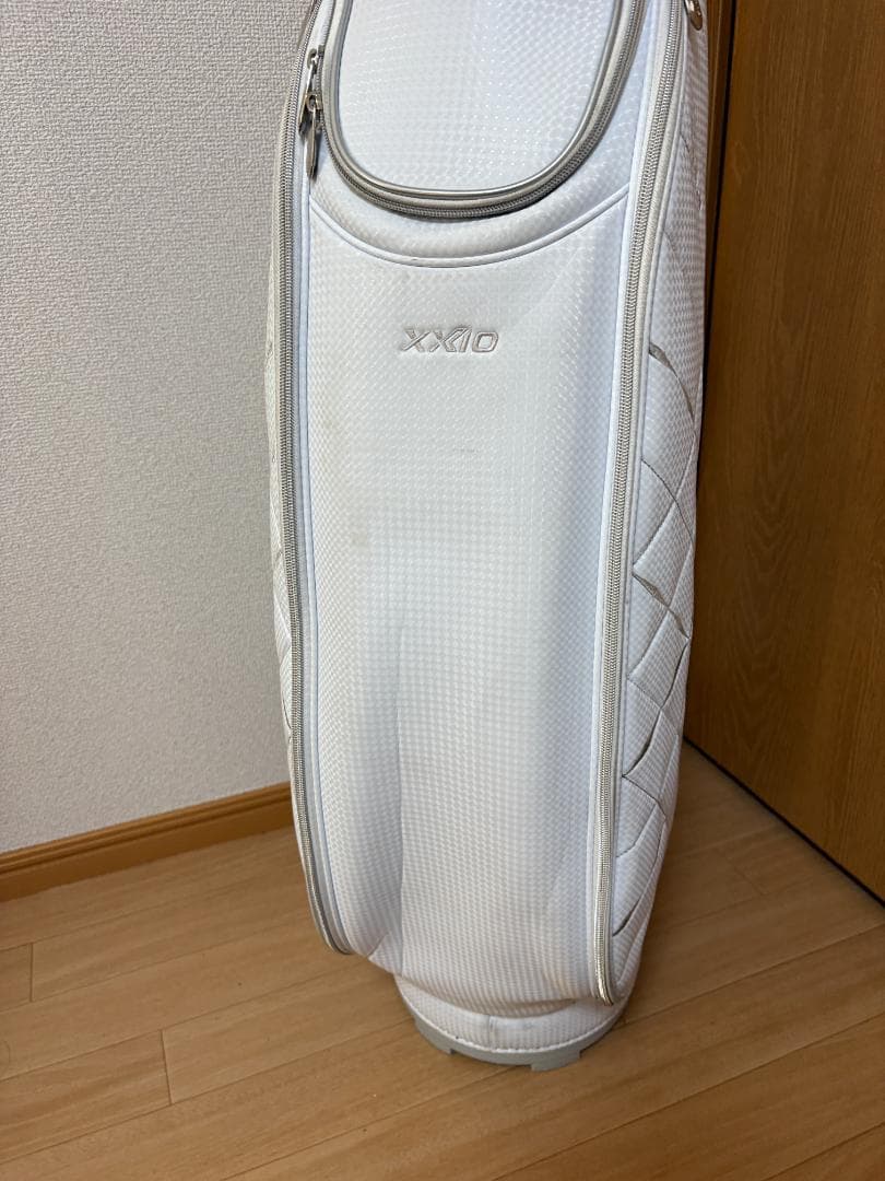 ダンロップ XXIO ゼクシオ キャディバッグ ホワイト ゴルフバッグ