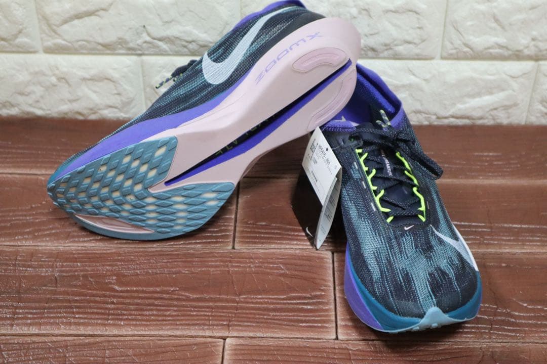 新品 28.5㎝　ナイキ ZOOM X STREAKFLY 2 ランニング