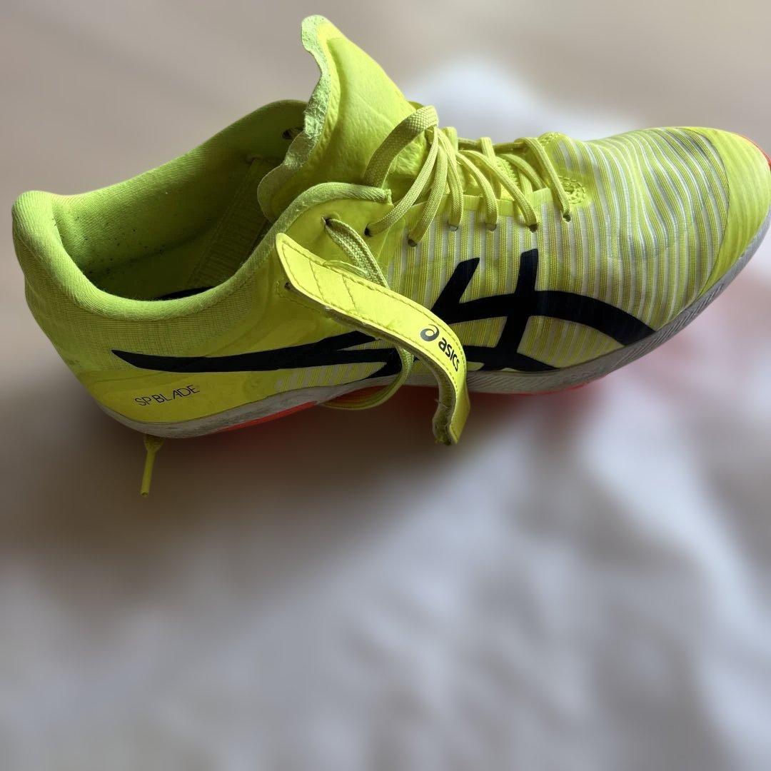 asics スパイクシューズ イエロー 27センチ