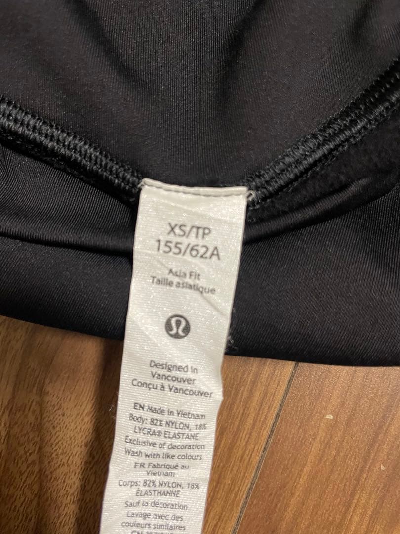 【美品】lululemon(ルルレモン) レギンス　ブラック