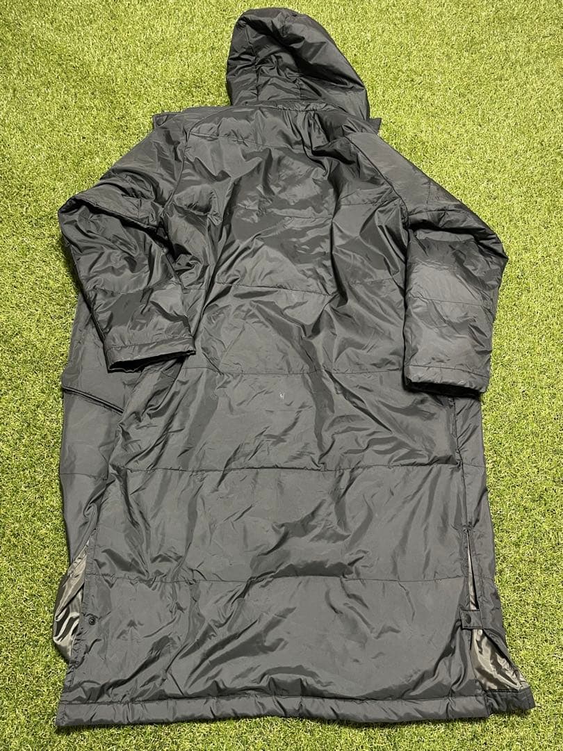 け*ん様 プーマ　PUMA ベンチコート　黒　ダウン90%フェザー10% サイズ