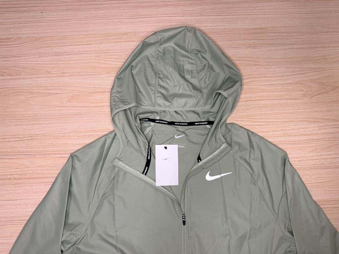 NIKE ナイキ エッセンシャル ジャケット ナイロンパーカー　グリーン 新品