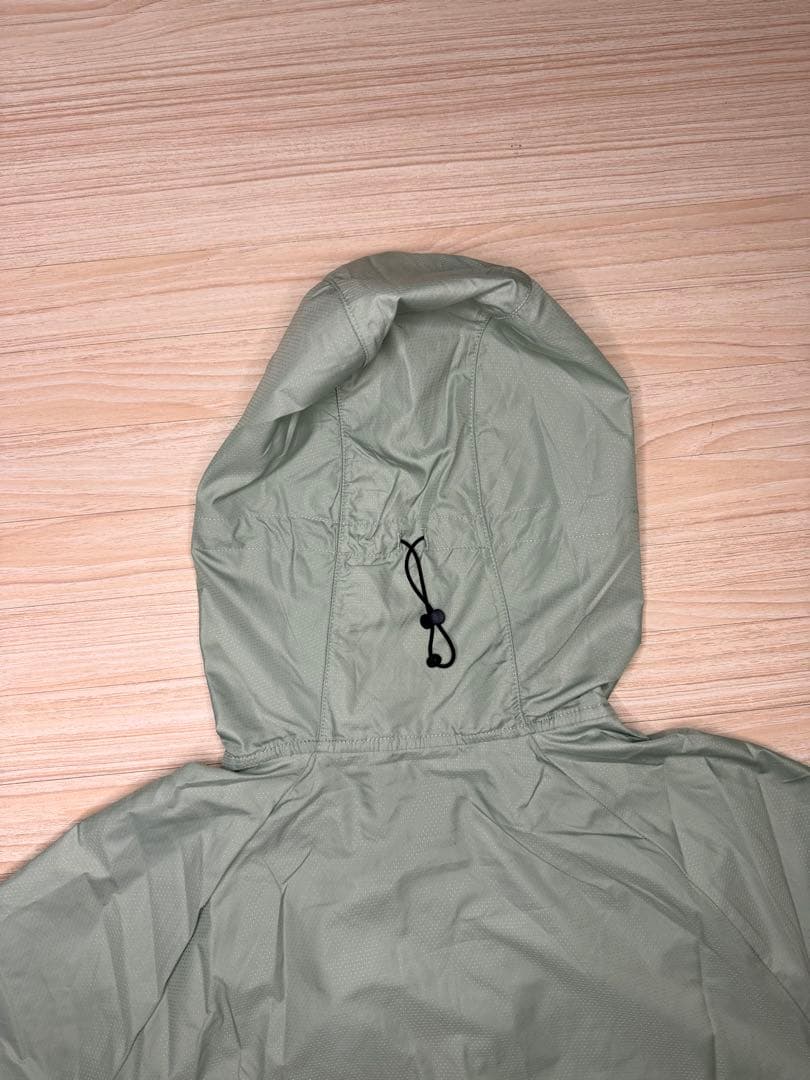 NIKE ナイキ エッセンシャル ジャケット ナイロンパーカー　グリーン 新品