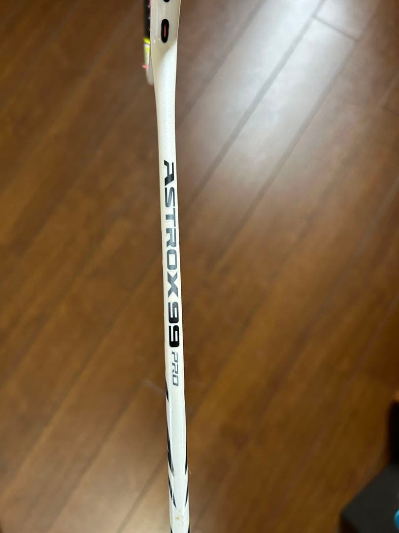桃田賢斗モデルアストロクスプロ99 ヨネックス　バドミントンラケット　YONEX