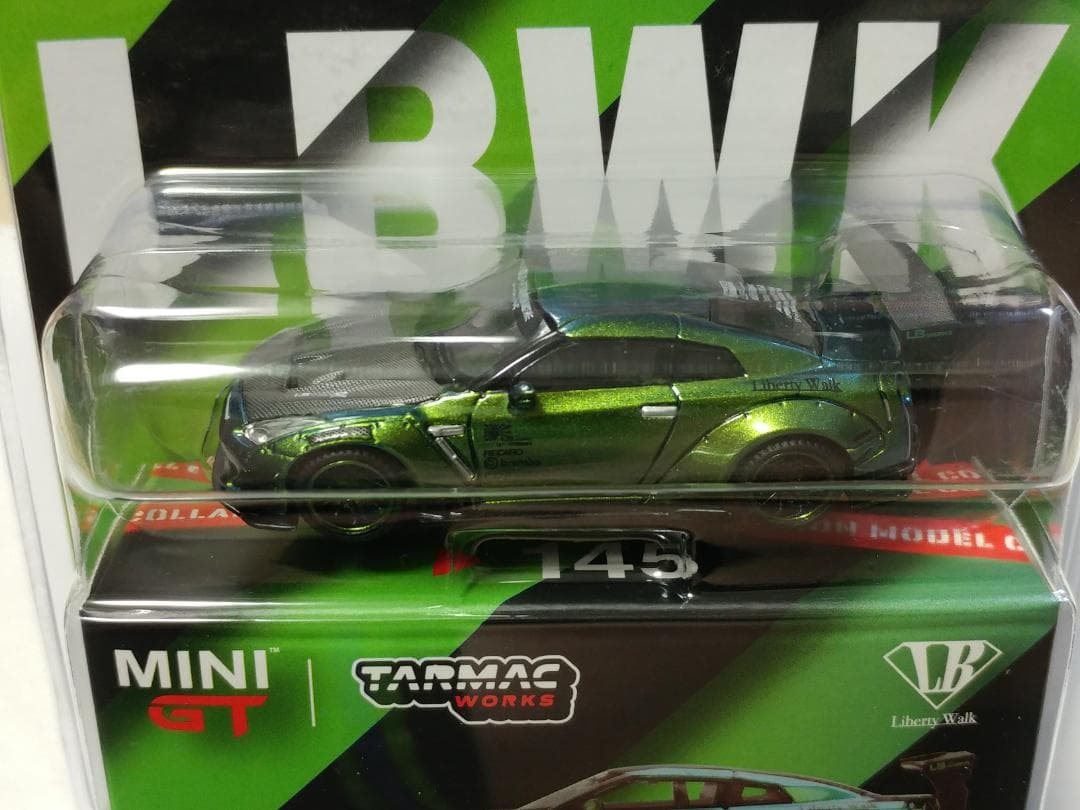 MINI GT 1/64 LB☆WORKS GT-R R35 マジックグリーン