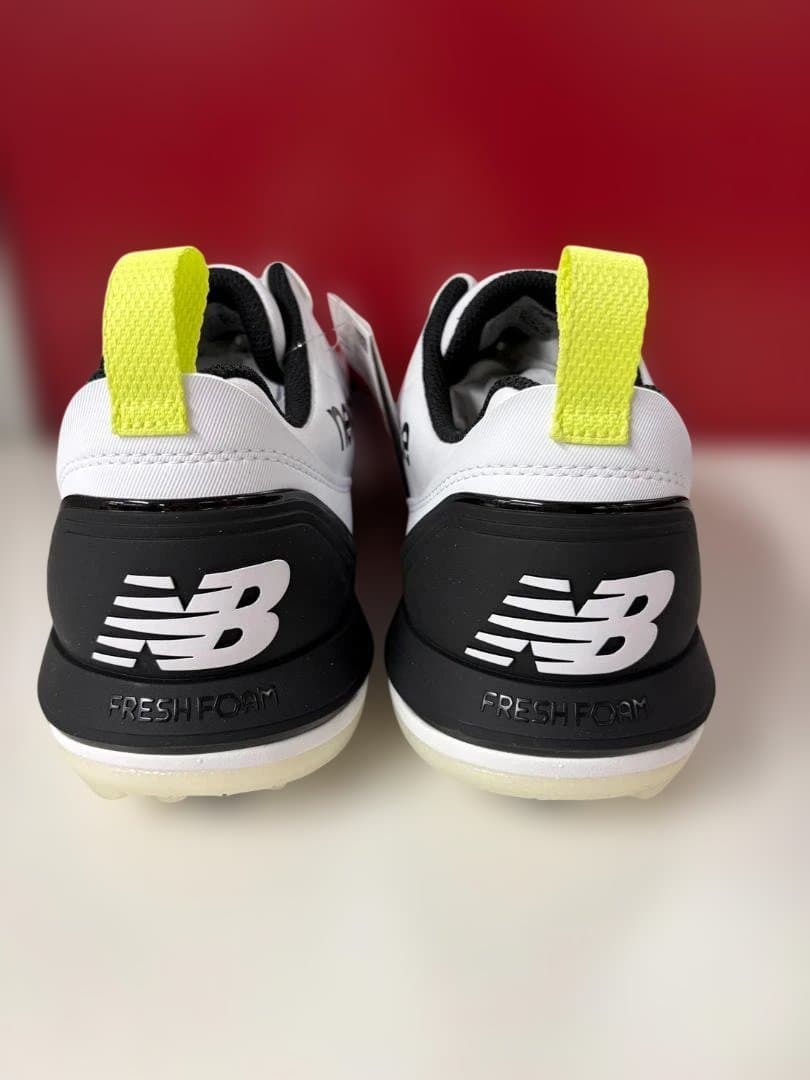 new balance FRESH FORM ゴルフシューズ