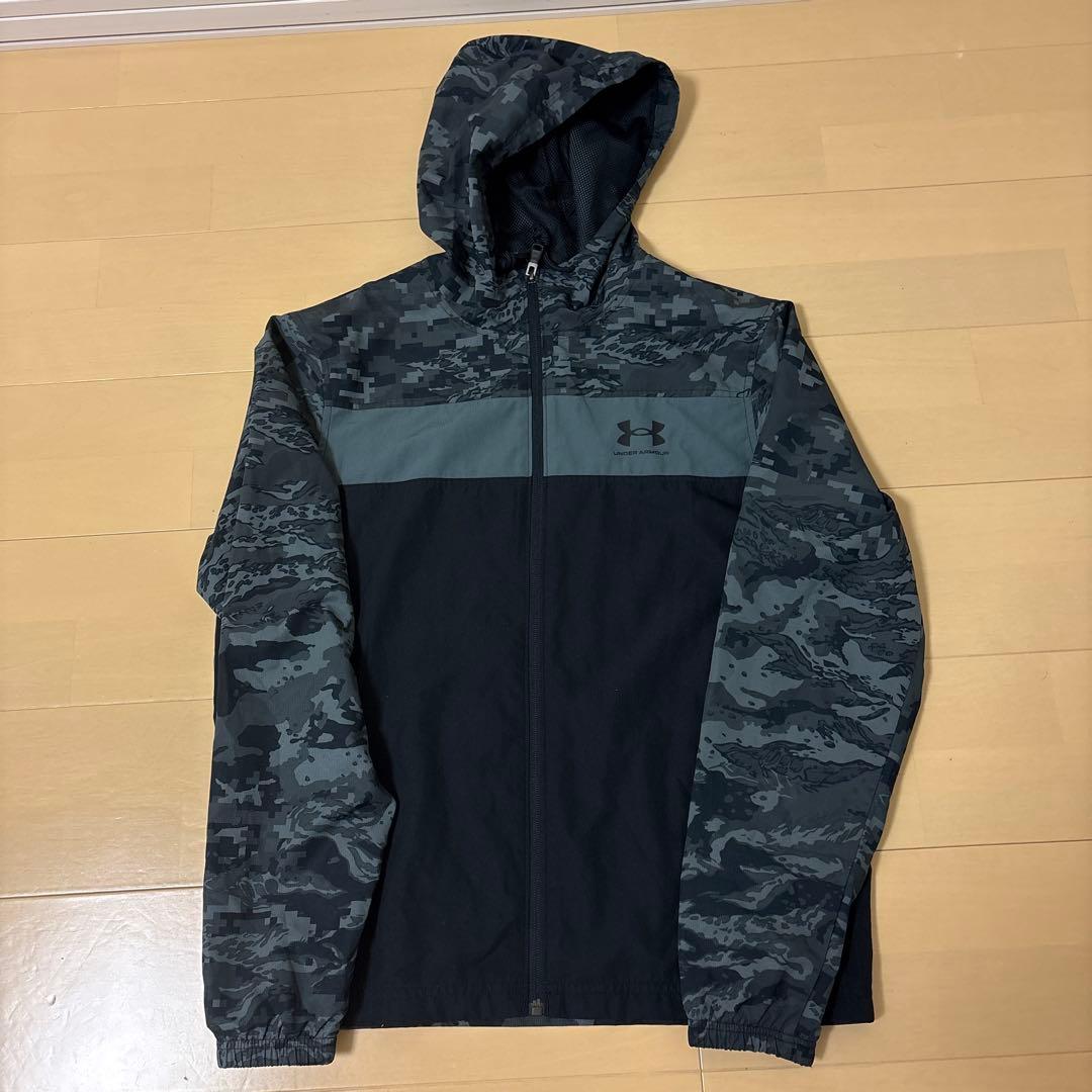 UNDER ARMOUR セットアップ　スポーツスタイル ウインドブレーカー