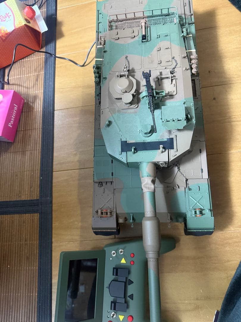 ディアゴスティーニ90式戦車を作る