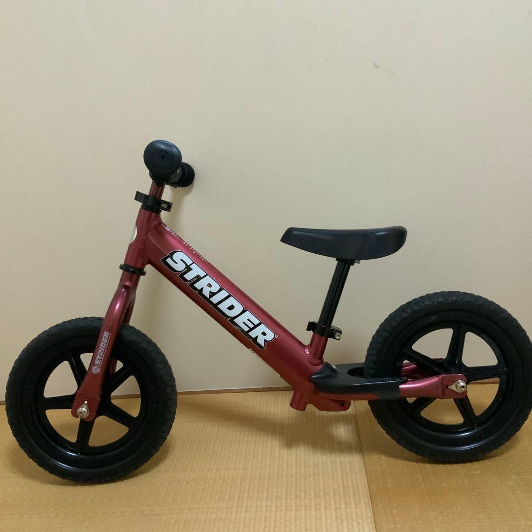 STRIDER バランスバイク 赤 12インチ