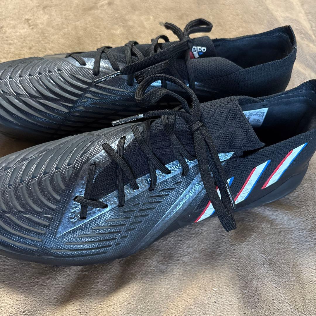adidas プレデター サッカースパイク