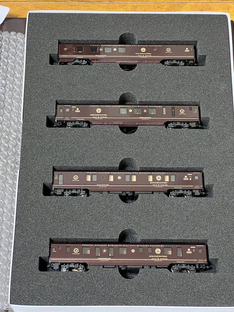 KATO ななつ星 in九州　鉄道模型
