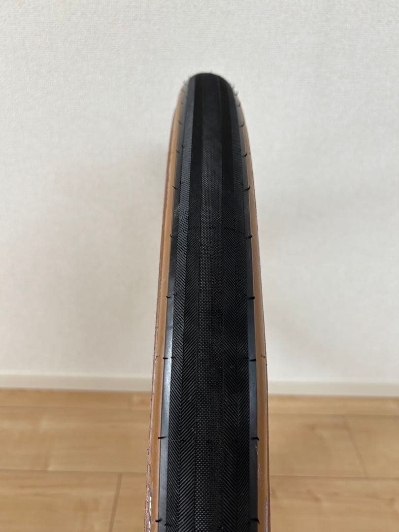 パナレーサー　グラベルキング＋GRAVELKING＋　35C TLR
