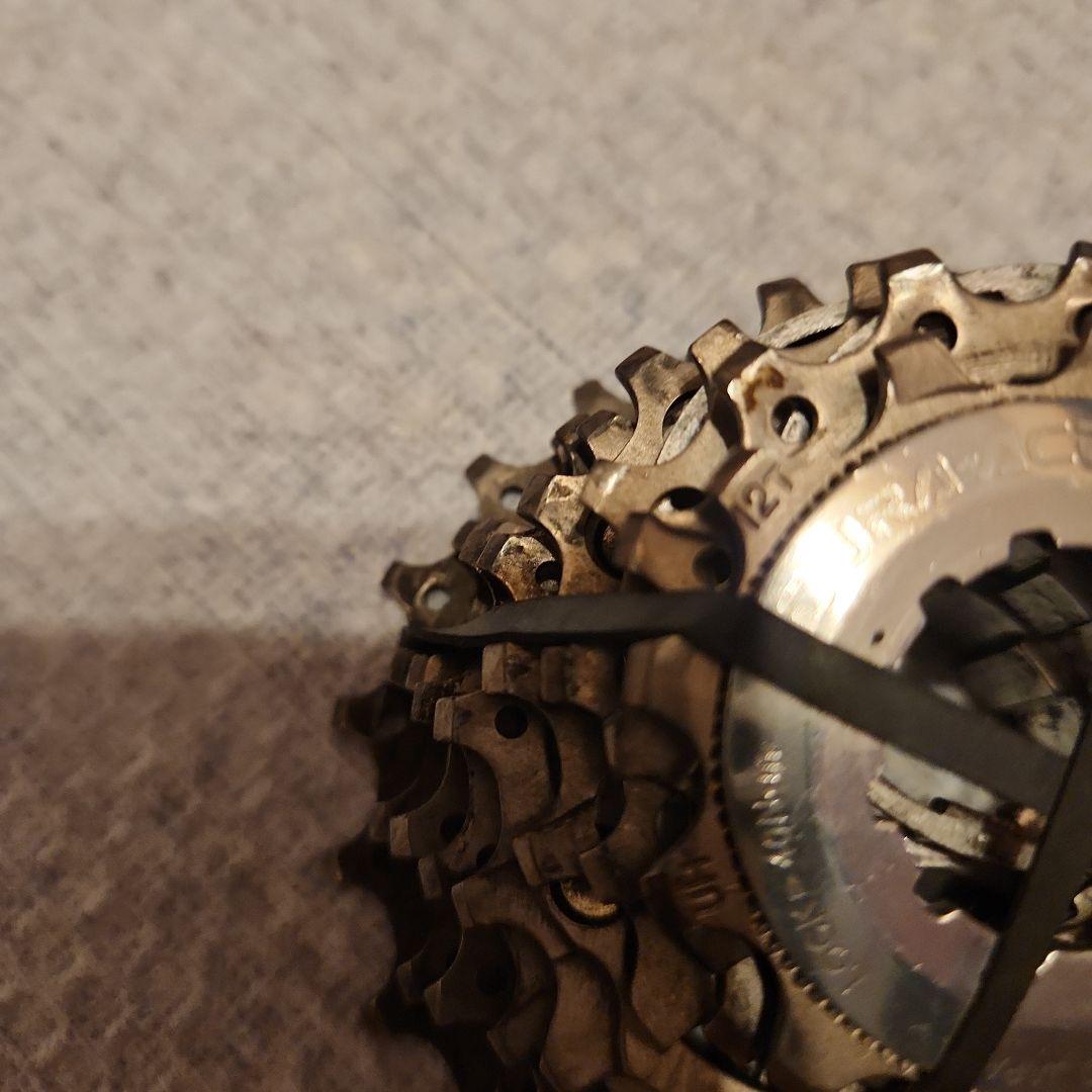 DURA-ACE CS-7700 12-21T スプロケット