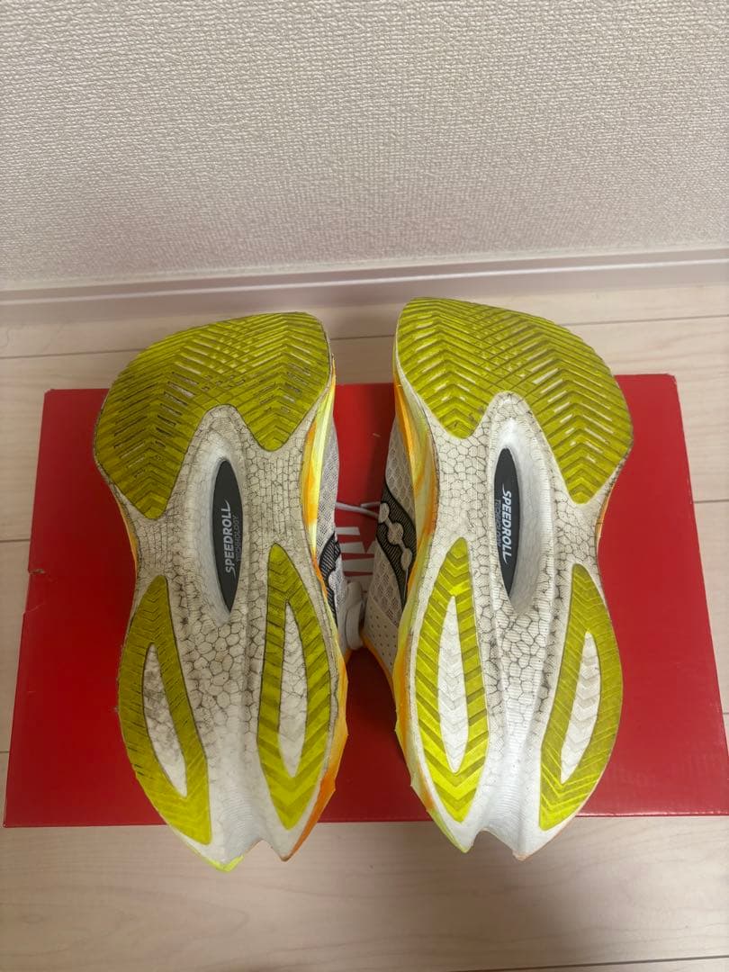 サッカニー　エンドルフィンプロ4 28cm