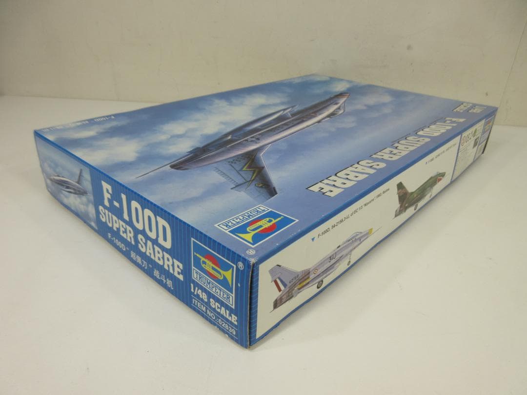 1130Z【未組保管品】トランペッター 1/48 F-100Dスーパーセイバー