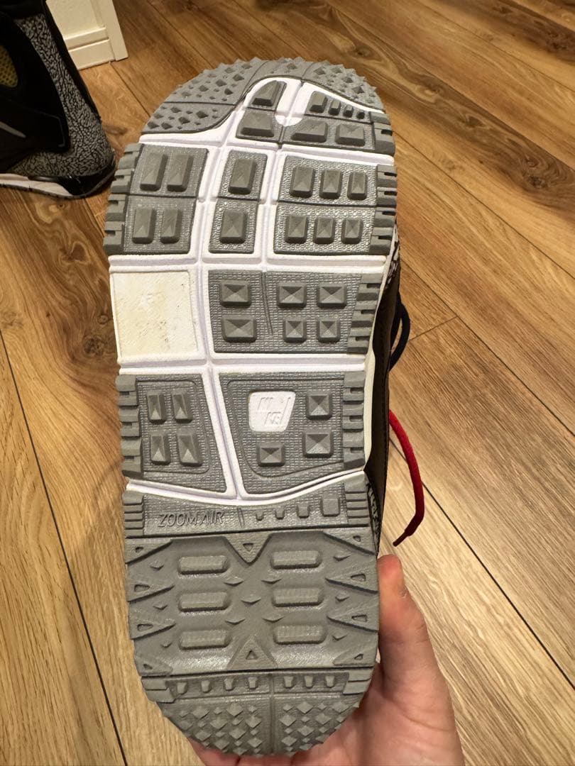 Nike スノーボードブーツ ブラック/レッド