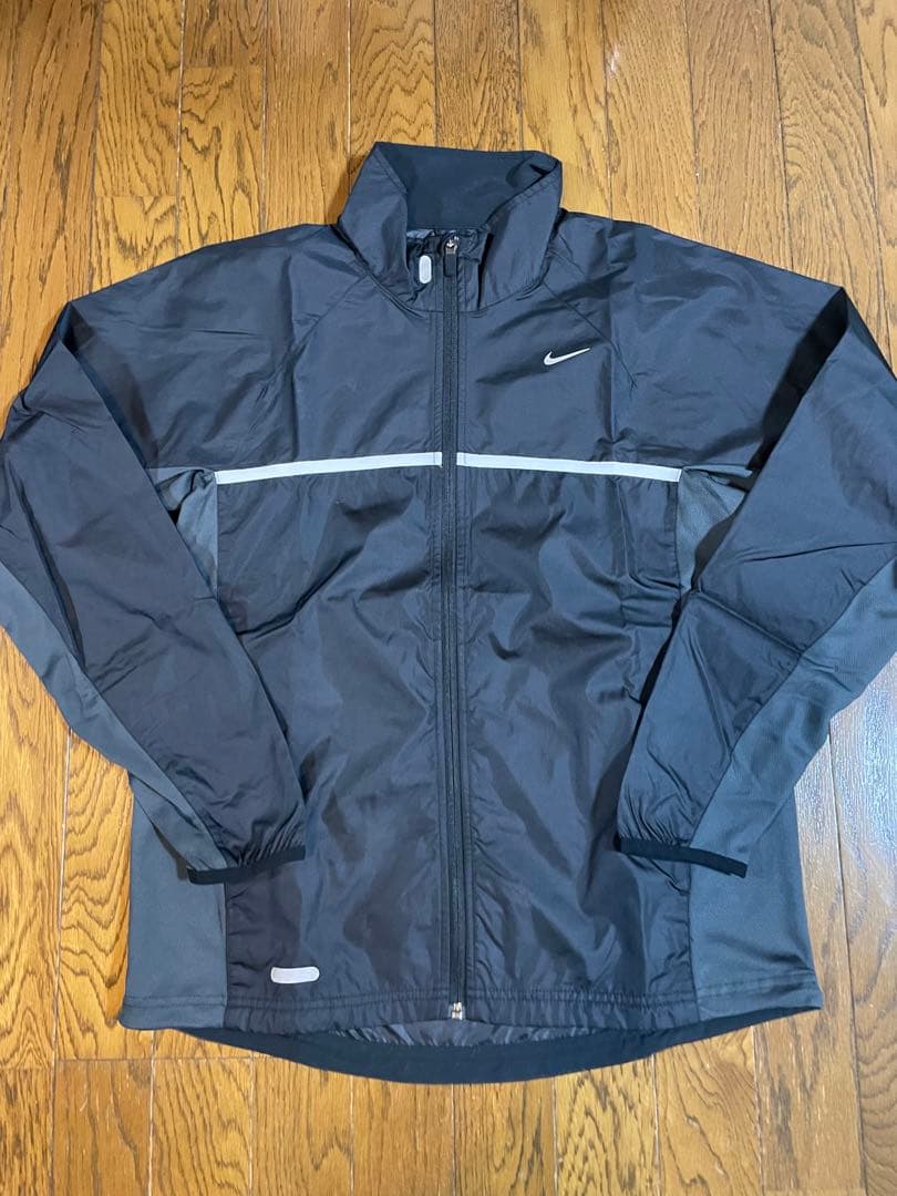 ナイキ ウインドブレーカーセットアップL 黒 NIKE running
