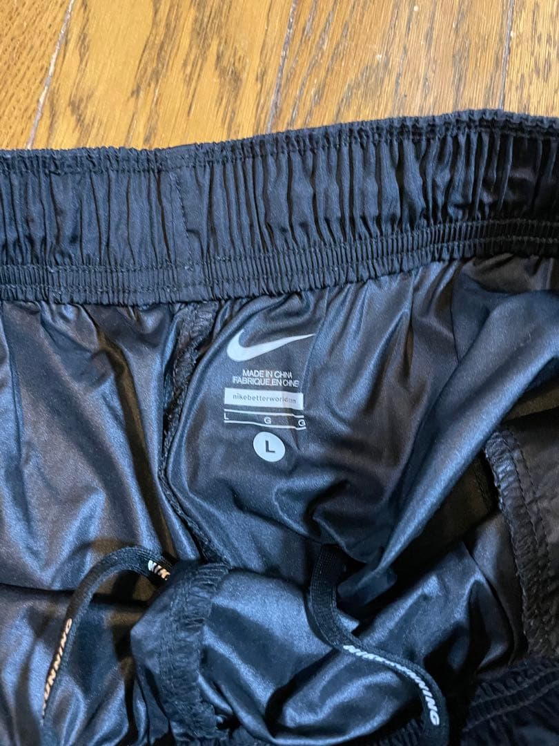 ナイキ ウインドブレーカーセットアップL 黒 NIKE running