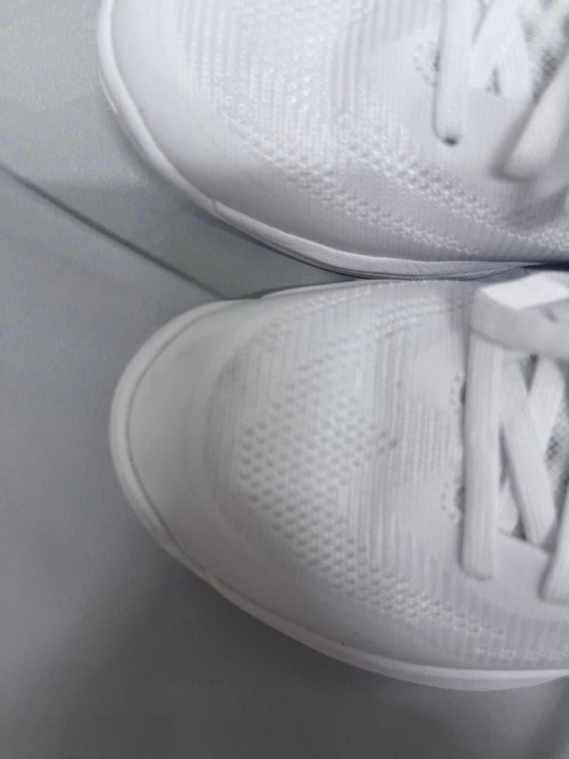 asics バスケットシューズ インソールなし