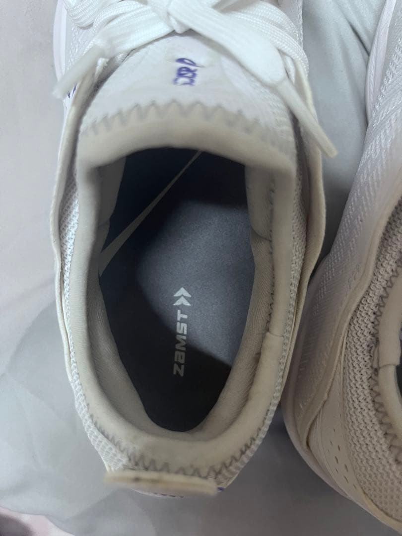 asics バスケットシューズ インソールなし