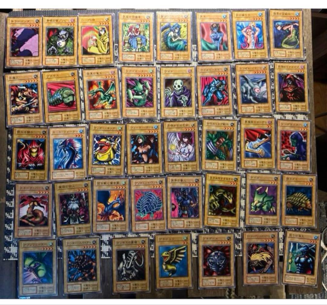 遊戯王 初期 美品　ノーマル 当時物　約285枚 引退品　大量