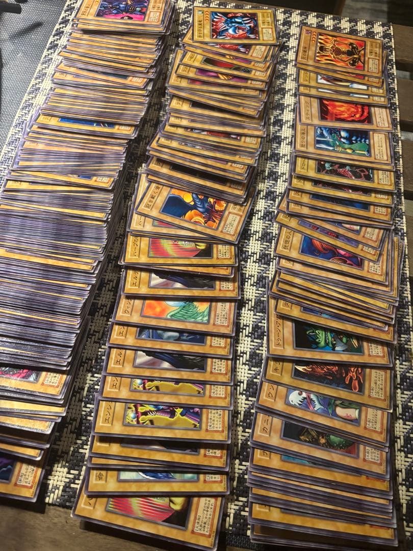遊戯王 初期 美品　ノーマル 当時物　約285枚 引退品　大量