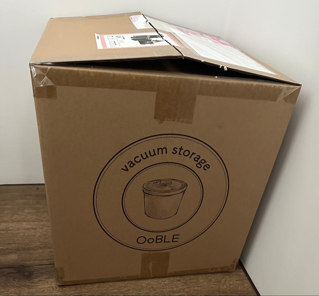 OoBLE オーブル　真空保存容器　米びつ