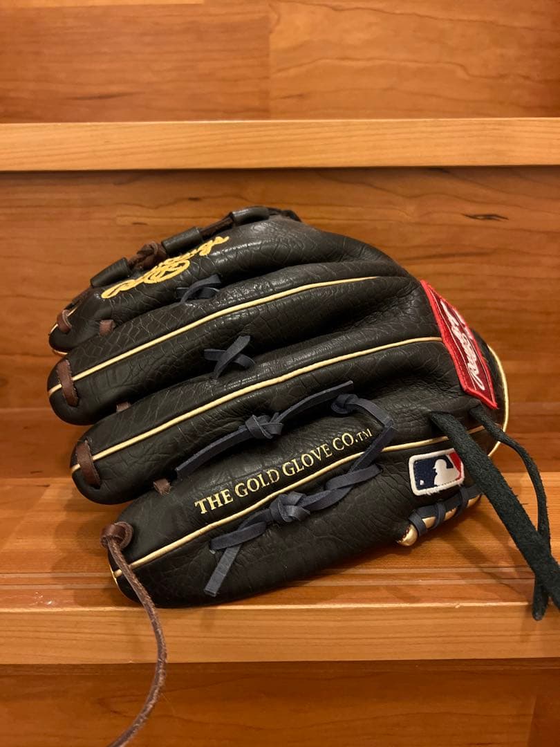 ローリングス 投手用グローブ