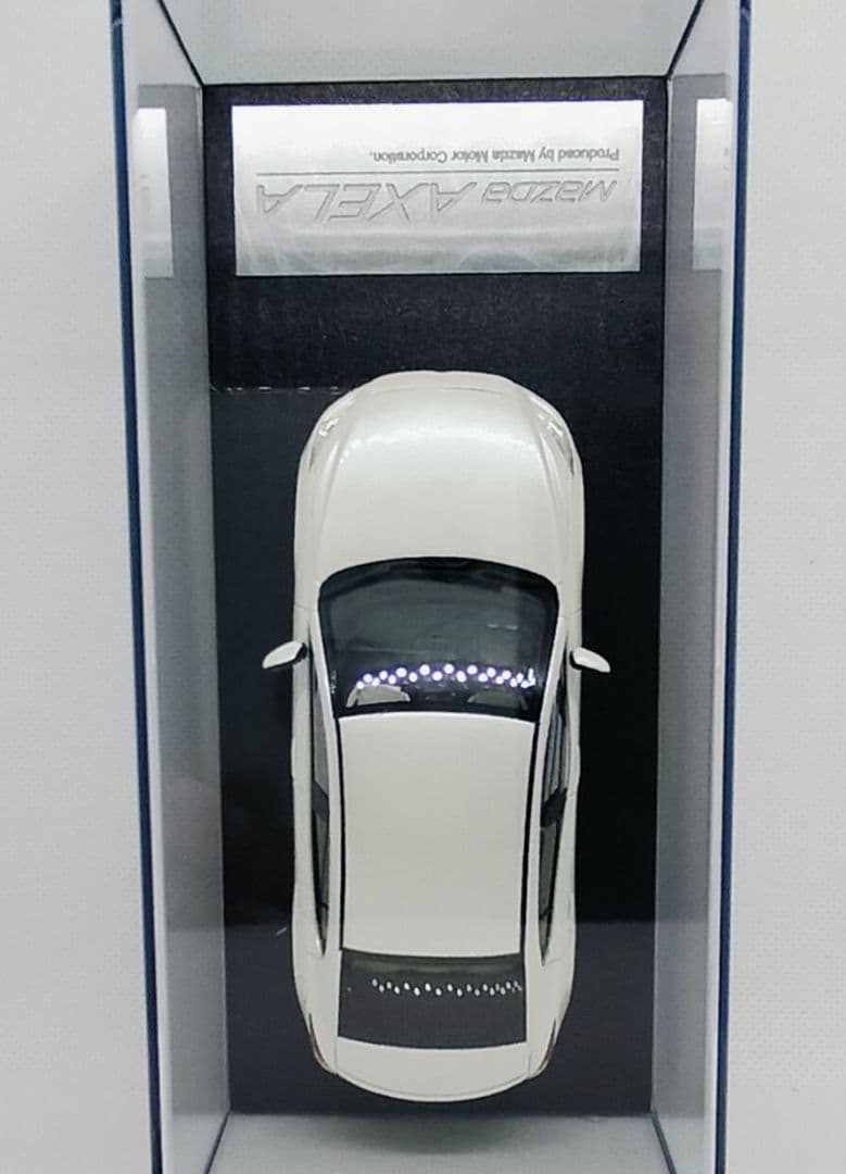《MAZDAアクセラ》メーカー特注1/43【超レアカラー】新品パールホワイト