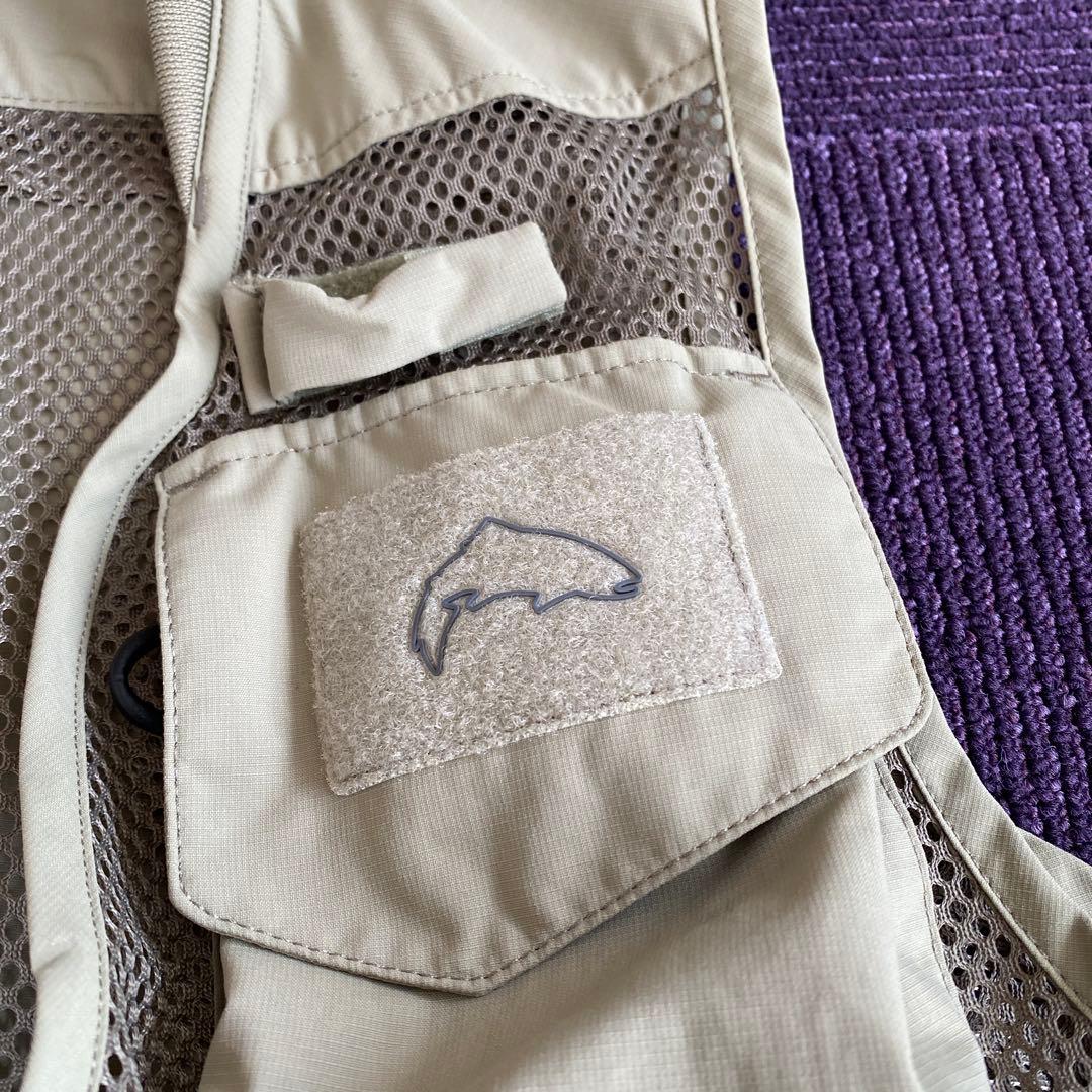 ＳＩＭＭＳ　シムス　フライベスト　美品　未使用