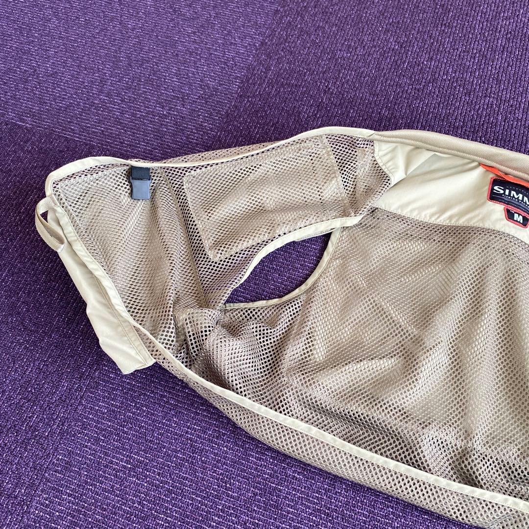 ＳＩＭＭＳ　シムス　フライベスト　美品　未使用