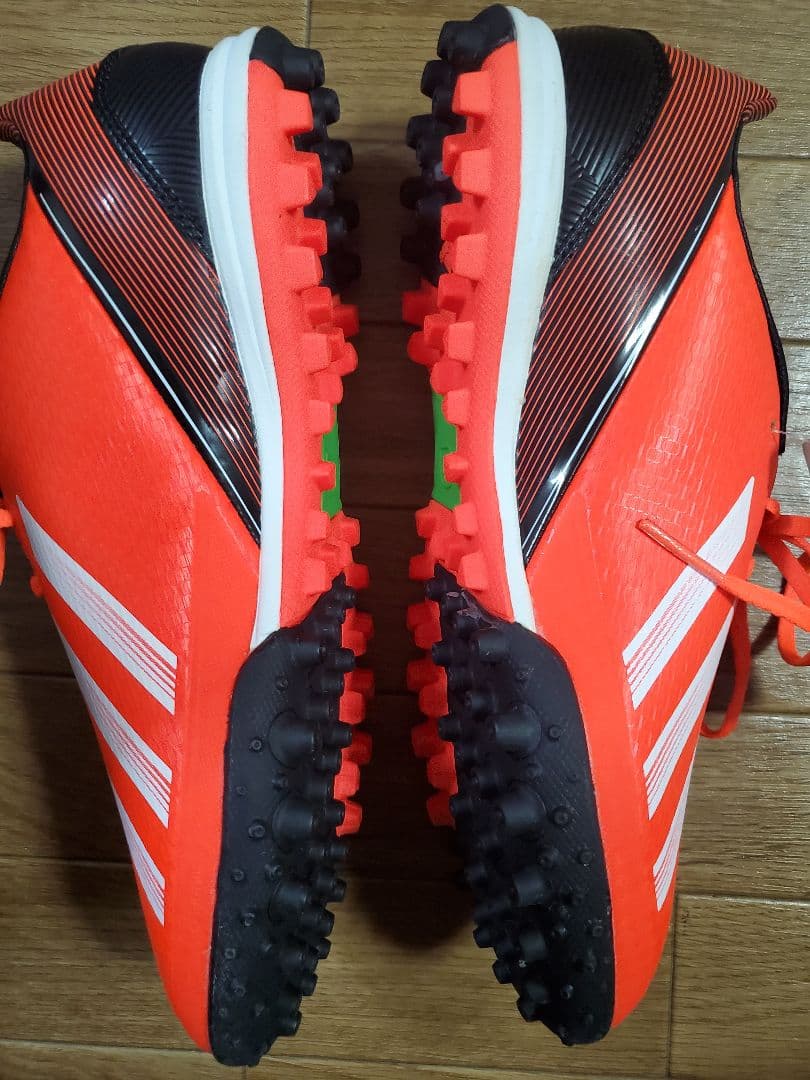 アディダス F30 TRX TF(蛍光オレンジ)