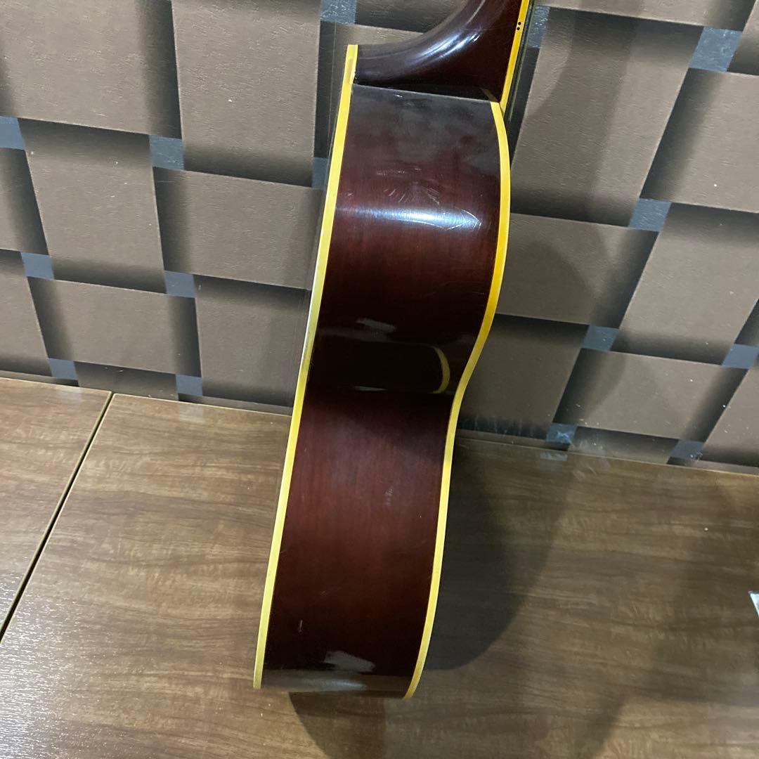 ぎ*う様 GUILD　ギター　F47 ？