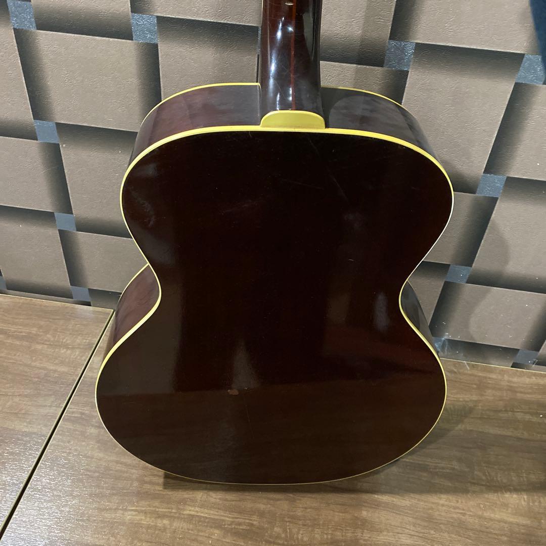 ぎ*う様 GUILD　ギター　F47 ？