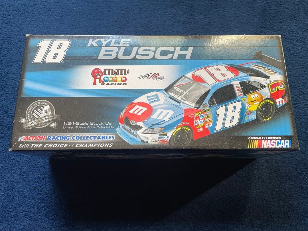 ミニカー 2008 Kyle Busch #18 M&M's RWB Summer Fun