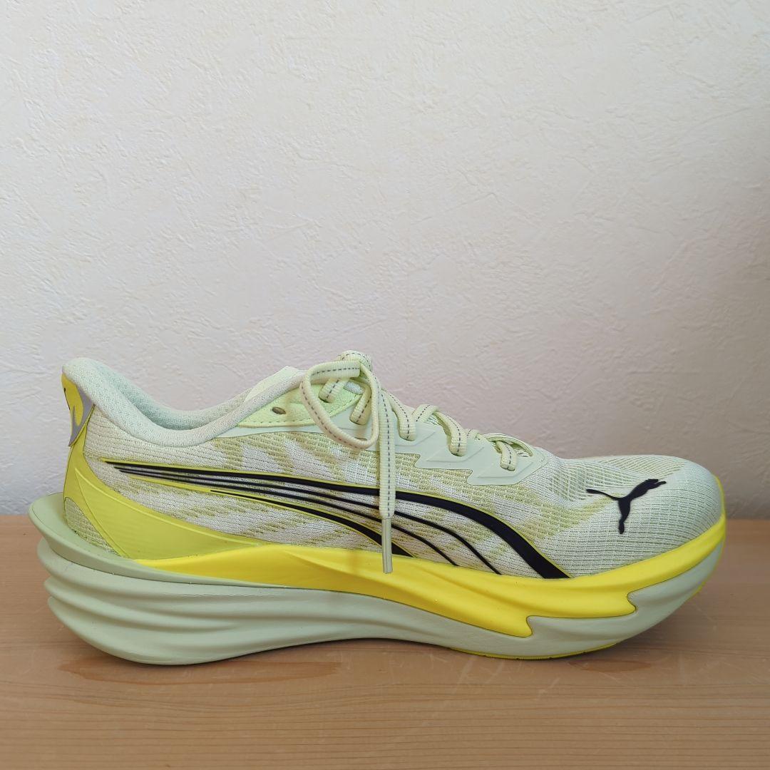 【2月末迄】PUMA　ディヴィエイト ニトロ 4　25.5cm