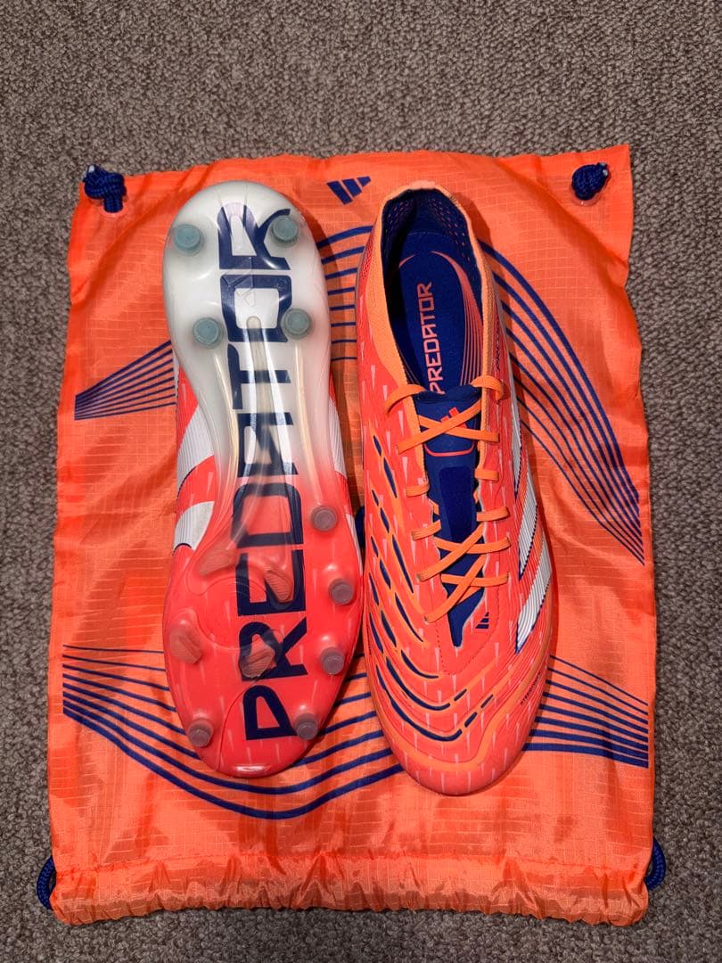 adidas Predator サッカーシューズ AG