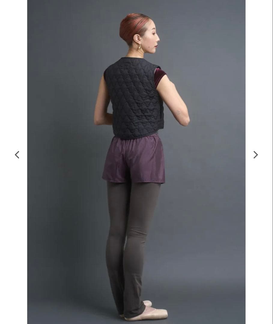 お得 新品 unoa ウノア ショートパンツ M グレープ バレエ サウナパンツ