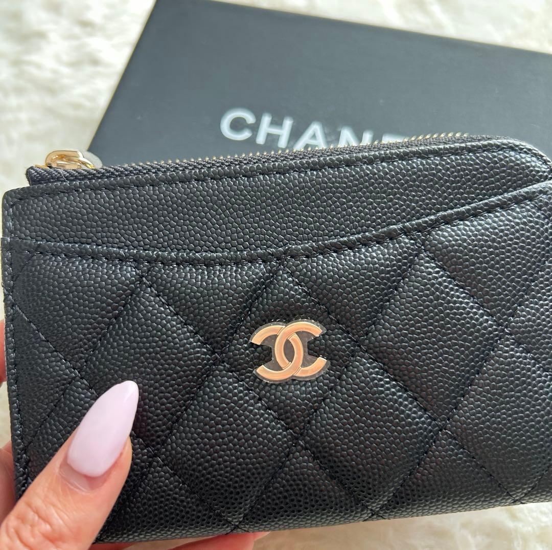 CHANEL ブラック フラグメントケース ノベルティ