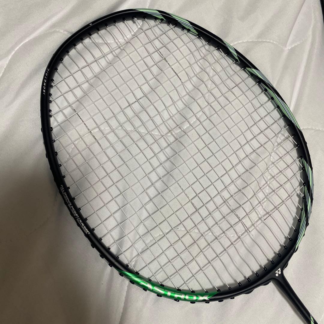 YONEX アストロクス11 ヨネックス　バドミントンラケット