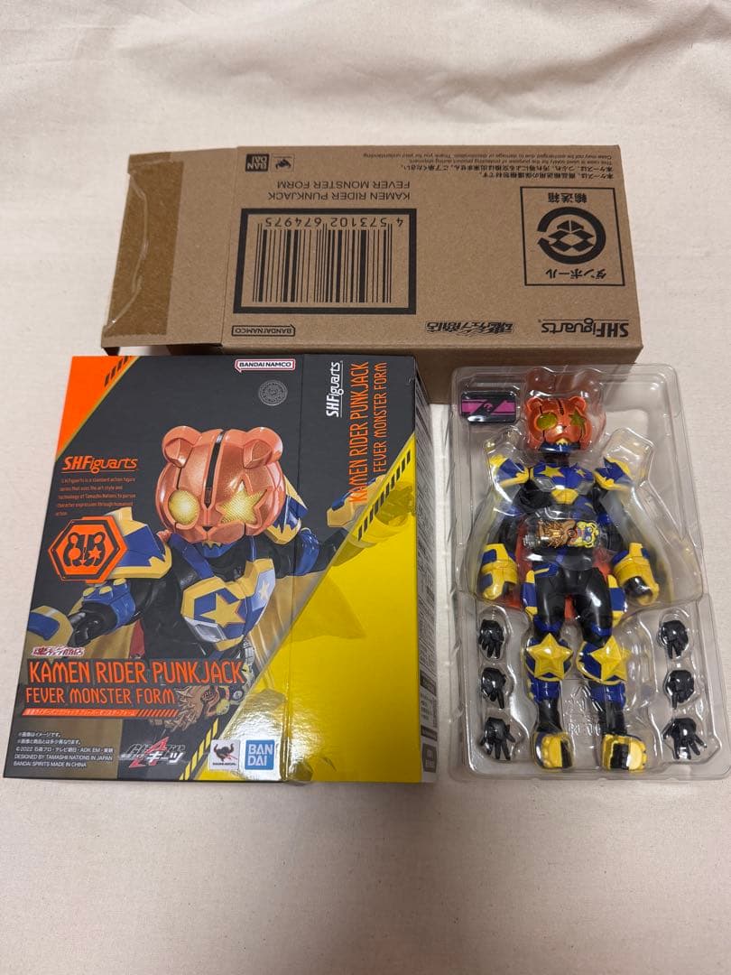 S.HFiguarts 仮面ライダーパンクジャック フィーバーモンスターフォーム