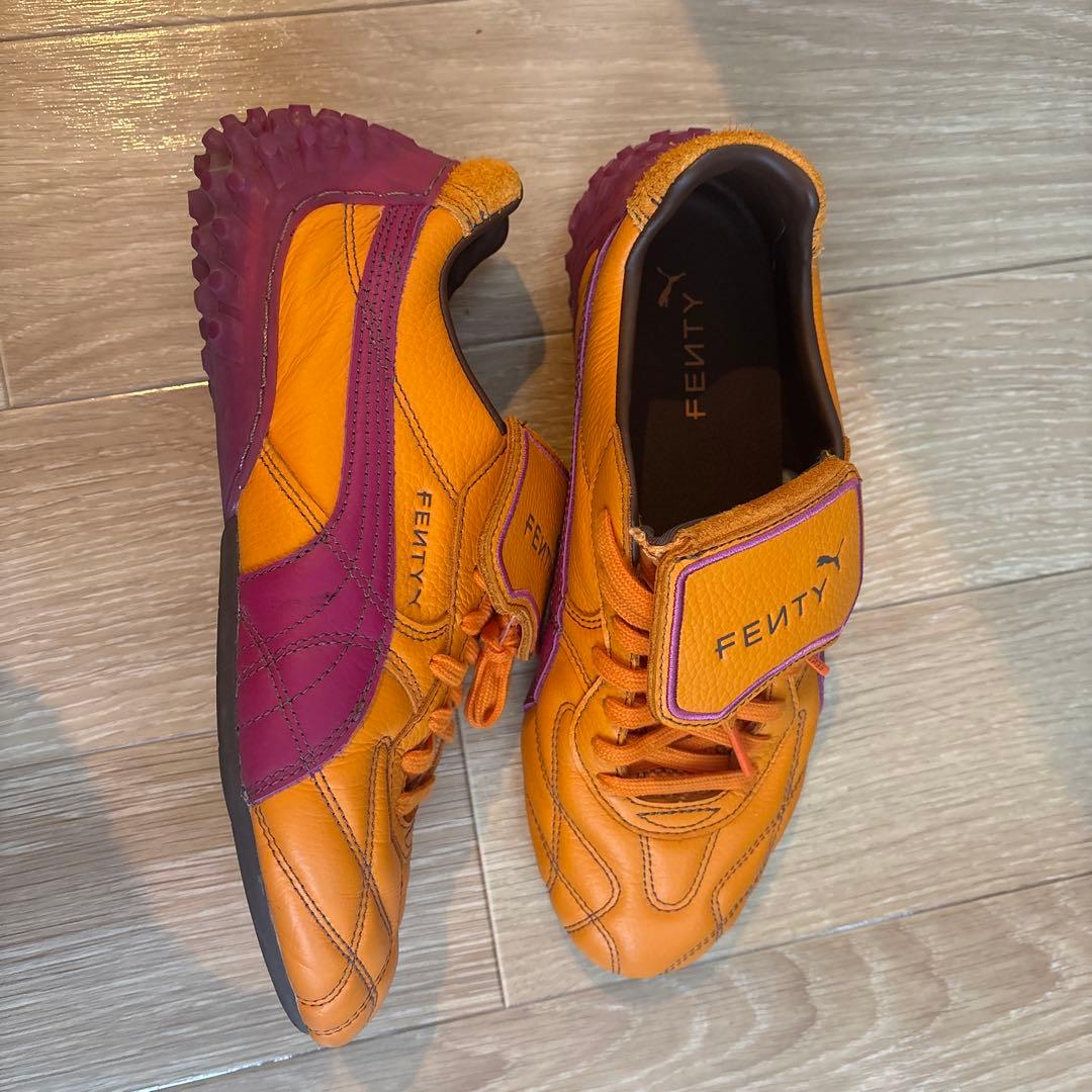 PUMA FENTY サッカーシューズ オレンジ/パープル