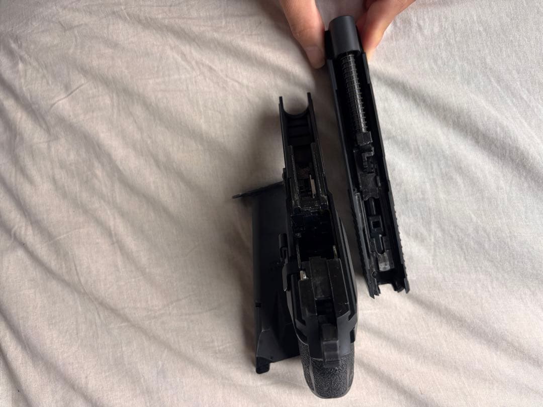 東京マルイ P226E2　ガスブローバック　エアガン　警察装備　サバゲー