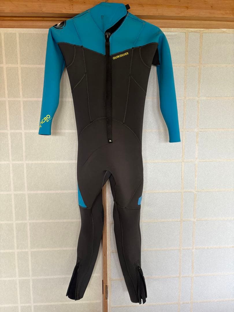 SALE！Quiksilver フルスーツ 130サイズ 青黒