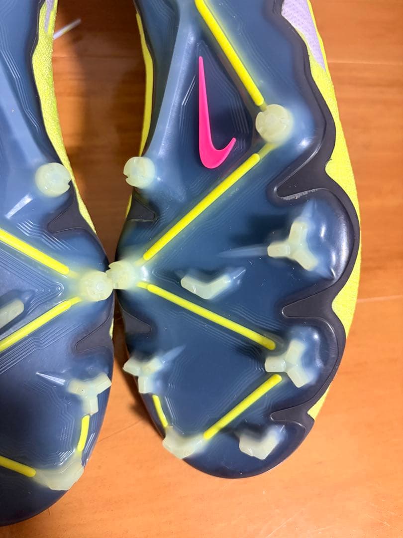 Nike Phantom サッカーシューズ・スパイク イエロー/ホワイト　○美品