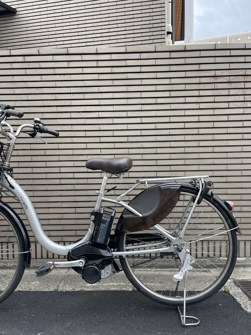 12.3ahヤマハパスwith電動アシスト自転車 シルバー 前バスケット付き