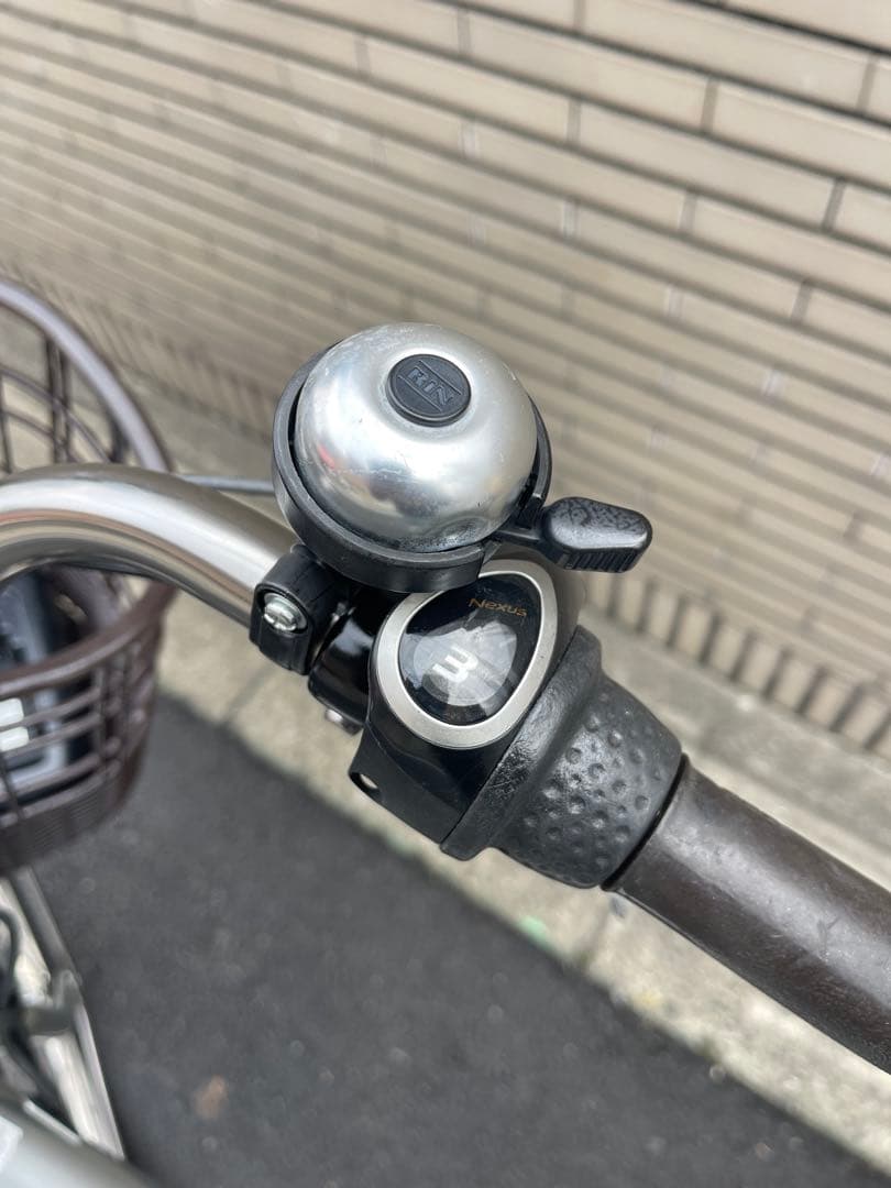 12.3ahヤマハパスwith電動アシスト自転車 シルバー 前バスケット付き