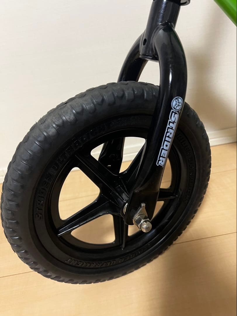 ストライダー スポーツ 12インチ 日本正規品 グリーン STRIDER