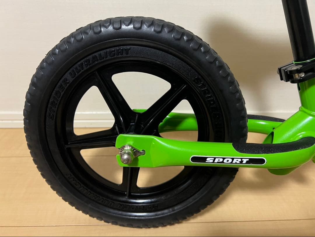 ストライダー スポーツ 12インチ 日本正規品 グリーン STRIDER