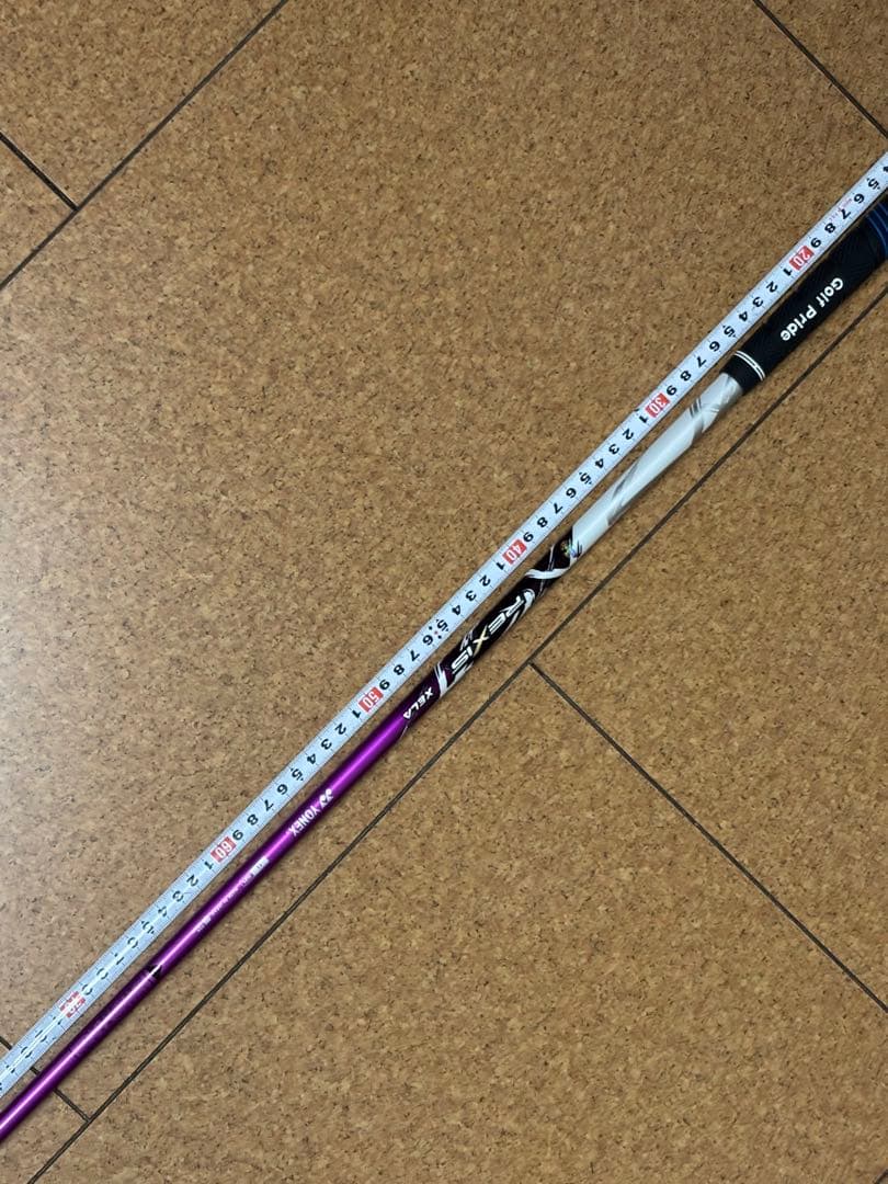 ヨネックスREXELA４SRの出品です。